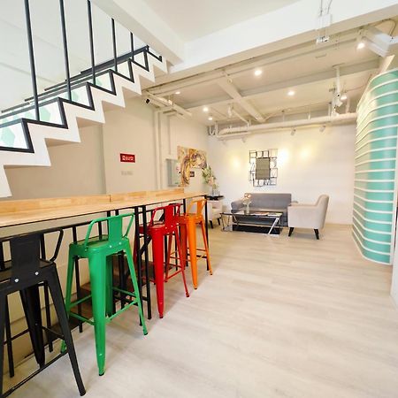 Ostay Asoke Bangkok Makkasan Екстериор снимка