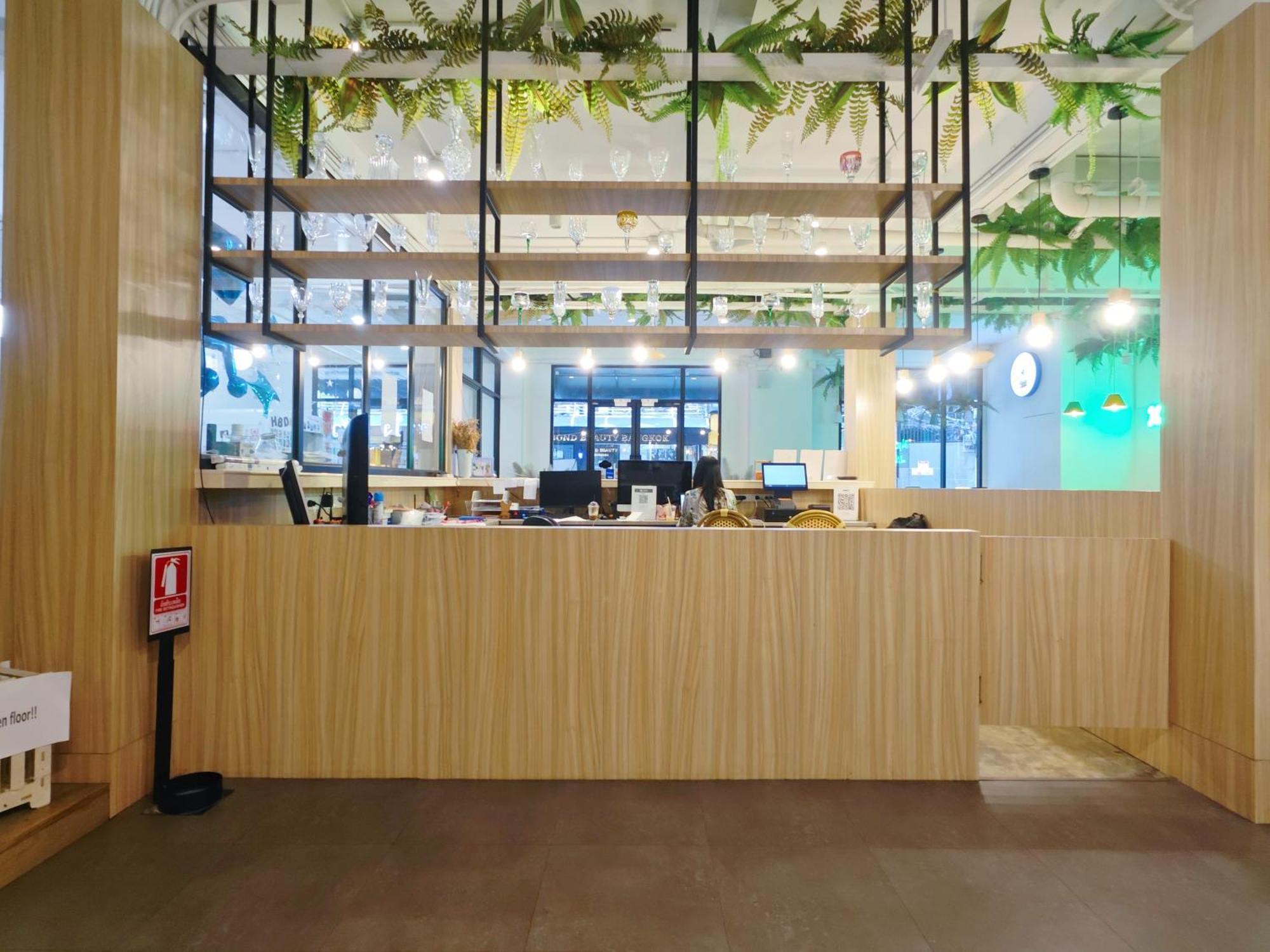 Ostay Asoke Bangkok Makkasan Екстериор снимка