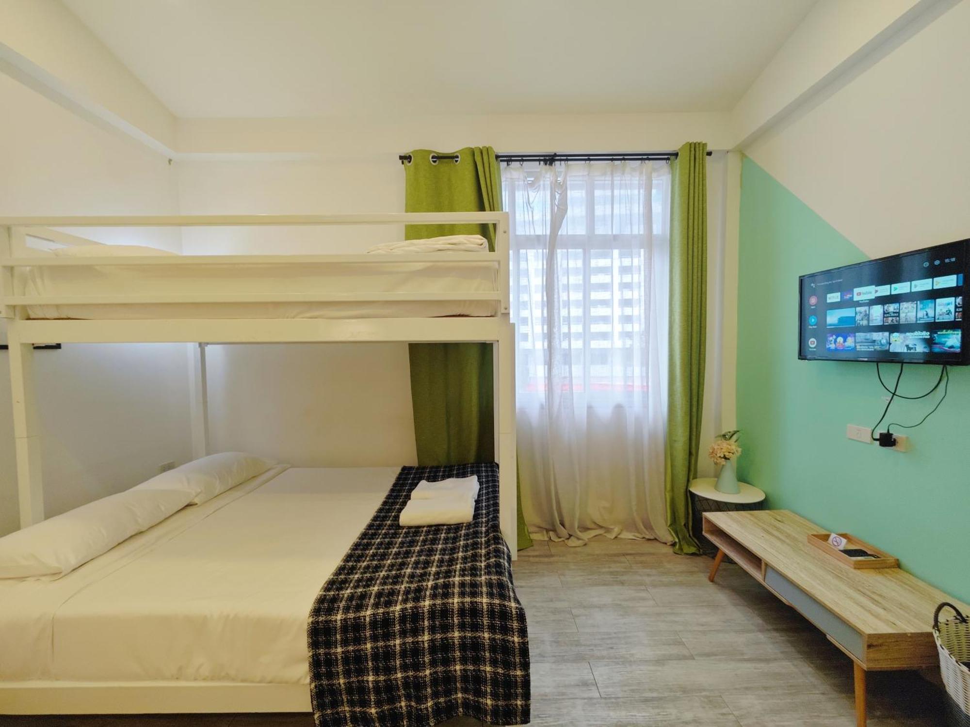 Ostay Asoke Bangkok Makkasan Екстериор снимка