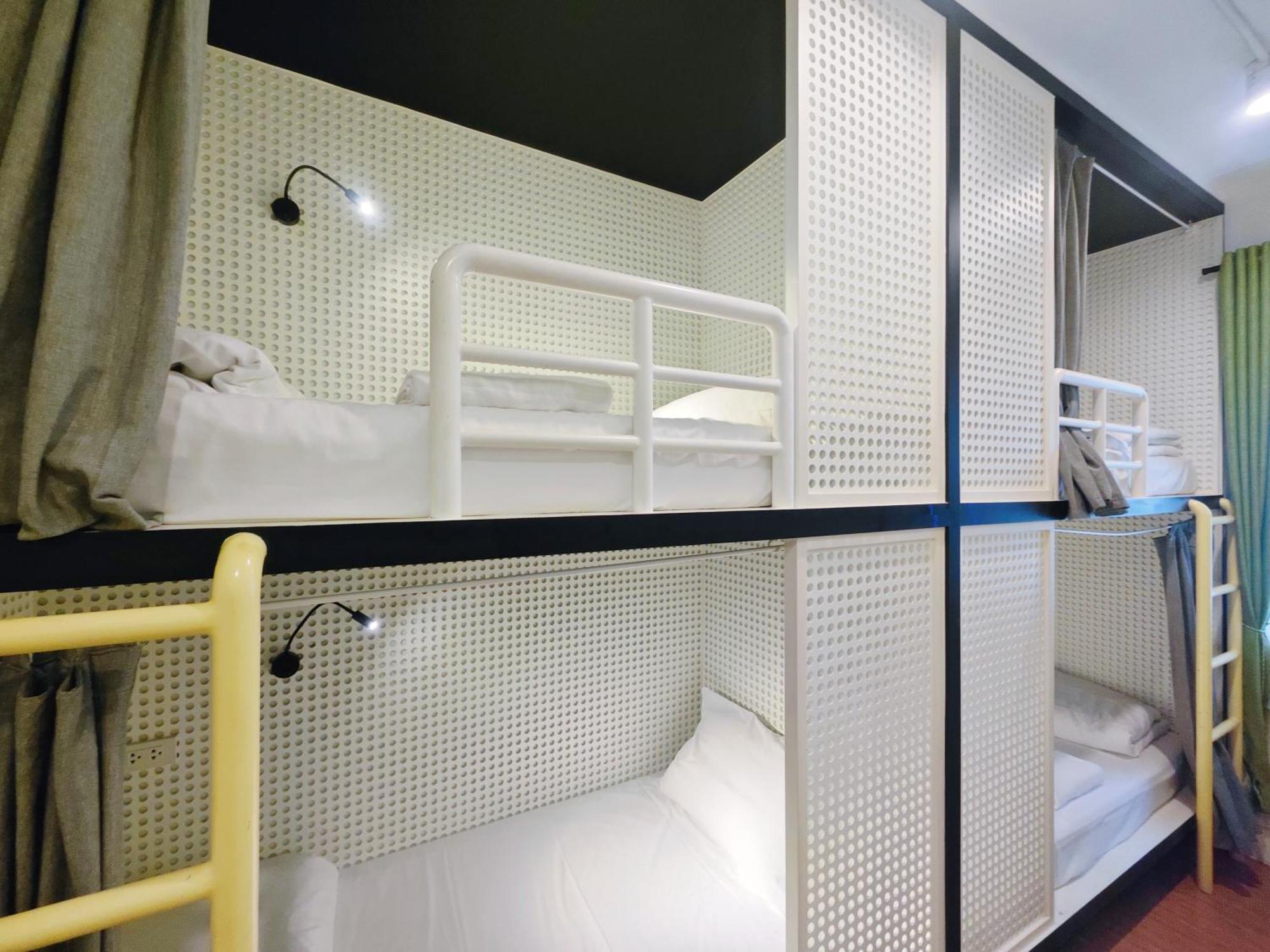 Ostay Asoke Bangkok Makkasan Екстериор снимка